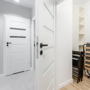 Enjoy! Ursus Apartament